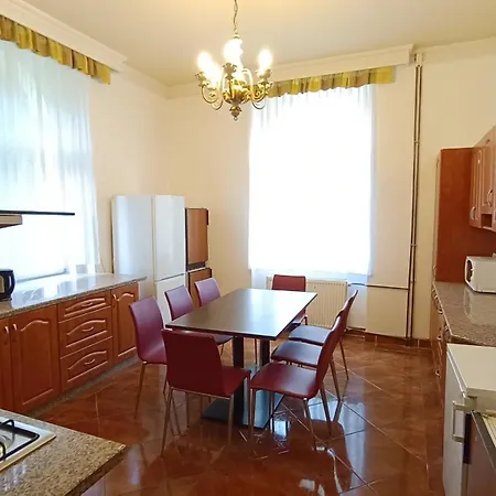 Hostal Gato Bozicany