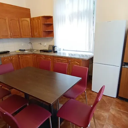 Hostal Gato